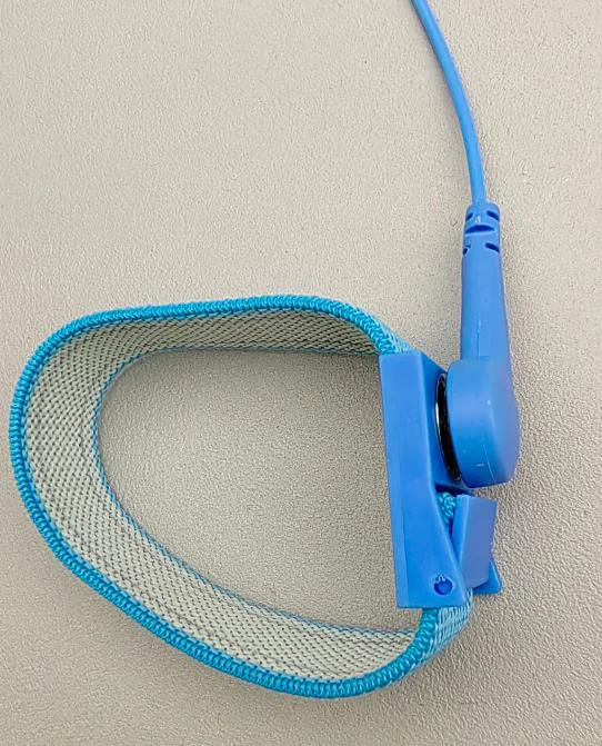 Anti-static wrist strap